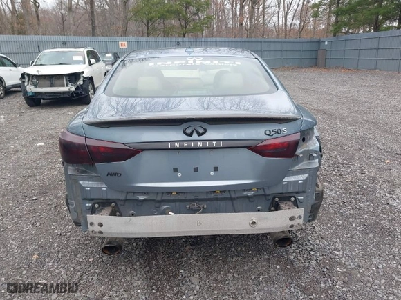 2018 Infiniti Q50 3.0t SPORT with VIN JN1EV7AR5JM610731, listed as a IAAI auction lot 41957195 with NaN miles. Bid and sale history available at carsss.com. Image 15.