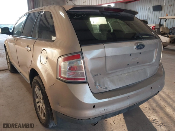 2007 Ford Edge SEL with VIN 2FMDK38C27BA74097, listed as a IAAI auction lot 41731553 with 320,782 mi miles. Bid and sale history available at carsss.com. Image 3.