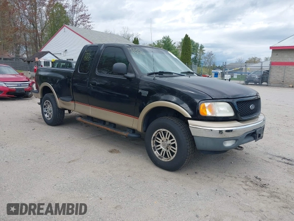 1999 Ford F-150 XL z VIN 2FTRX08L8XCA05595, wystawiony jako IAAI lot #42219555 z przebiegiem 213 636 mil mil oraz . Historia ofert i sprzedaży dostępna na DreamBid. Obrazek 1.