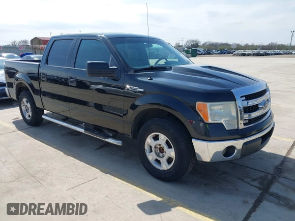 2013 Ford F-150 XL with VIN 1FTEW1CM8DFB46108, listed as a IAAI auction lot 41587199 with 195,251 mi miles. Bid and sale history available at carsss.com. Image 1.