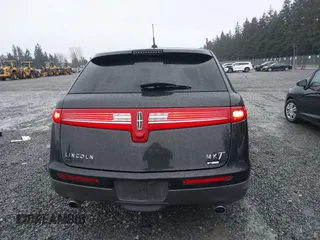 2010 Lincoln MKT EcoBoost with VIN 2LMHJ5AT7ABJ04443, listed as a IAAI auction lot 41657143 with 112,902 mi miles and . Bid and sale history available at DreamBid. Image 16.
