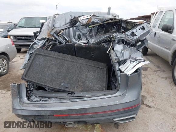 2023 Volkswagen Atlas SE with VIN 1V2JR2CA1PC521942, listed as a IAAI auction lot 41521156 with 72,216 mi miles and . Bid and sale history available at DreamBid. Image 16.