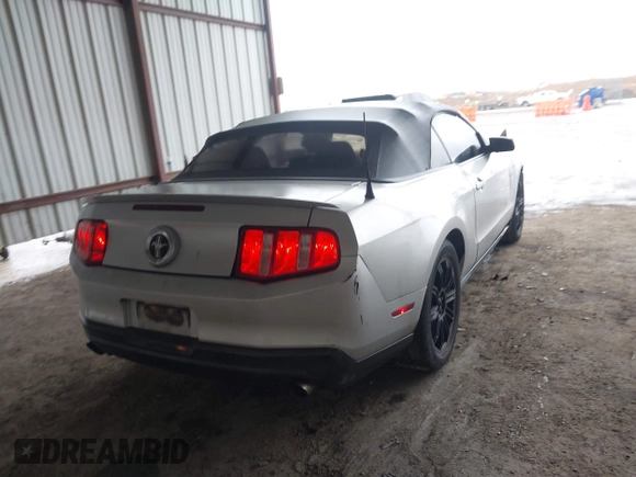 2011 Ford Mustang V6 with VIN 1ZVBP8EMXB5159321, listed as a IAAI auction lot 41451864 with 138,276 mi miles and . Bid and sale history available at DreamBid. Image 4.