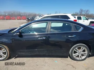 2013 Nissan Altima SV with VIN 1N4BL3AP7DN470960, listed as a IAAI auction lot 41968524 with 118,263 mi miles and . Bid and sale history available at DreamBid. Image 15.