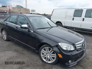 2009 Mercedes-Benz C 300 Sport z VIN WDDGF81X49R083504, wystawiony jako IAAI lot #42334397 z przebiegiem 98 913 mil mil oraz . Historia ofert i sprzedaży dostępna na DreamBid. Obrazek 1.