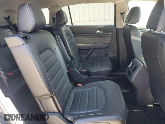 2022 Volkswagen Atlas SEL Premium R-Line with VIN 1V2FR2CA0NC532689, listed as a Copart auction lot 61580755 with 62,614 mi miles and Salvage title. Bid and sale history available at DreamBid. Image 11.