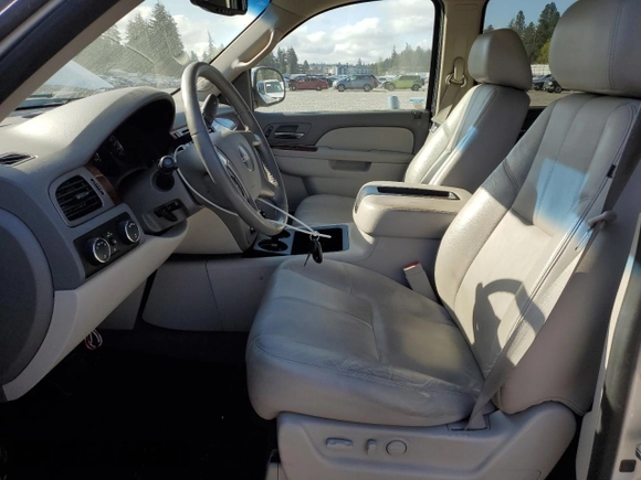 2011 GMC Yukon SLT with VIN 1GKS2CE08BR346572, listed as a Copart auction lot 53400235 with 150,831 mi miles and Clean Title. Bid and sale history available at carsss.com. Image 7.
