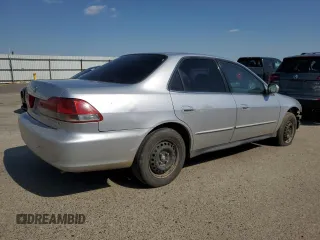 2001 Honda Accord LX z VIN 3HGCG66571G711496, wystawiony jako Copart lot #55837635 z przebiegiem 241 017 mil mil oraz Szkoda całkowita • Salvage title. Historia ofert i sprzedaży dostępna na DreamBid. Obrazek 3.