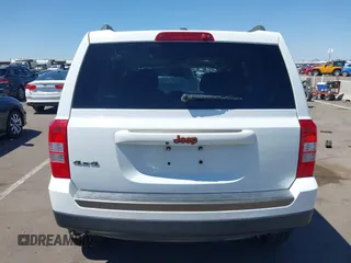 2016 Jeep Patriot Sport with VIN 1C4NJRBB0GD734078, listed as a IAAI auction lot 42555203 with 142,179 mi miles and . Bid and sale history available at DreamBid. Image 16.