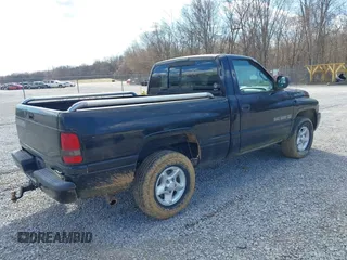 2001 Dodge 1500 z VIN 1B7HC16Y61S790892, wystawiony jako IAAI lot #41672516 z przebiegiem 204 495 mil mil oraz . Historia ofert i sprzedaży dostępna na DreamBid. Obrazek 4.