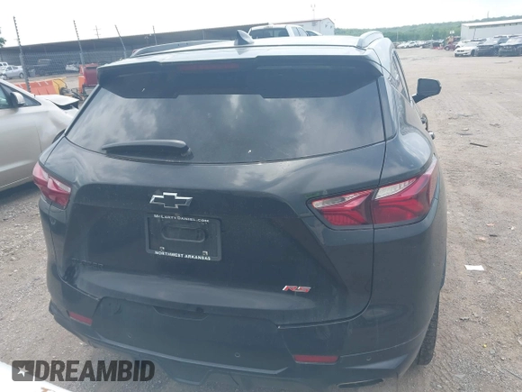 2021 Chevrolet Blazer RS z VIN 3GNKBERS6MS583636, wystawiony jako IAAI lot #42320045 z przebiegiem 75 198 mil mil oraz . Historia ofert i sprzedaży dostępna na DreamBid. Obrazek 16.
