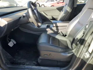 2022 Tesla Model Y Performance z VIN 7SAYGDEF5NF338301, wystawiony jako Copart lot #78189114 z przebiegiem 55 881 mil mil oraz Szkody całkowita. Historia ofert i sprzedaży dostępna na DreamBid. Obrazek 7.