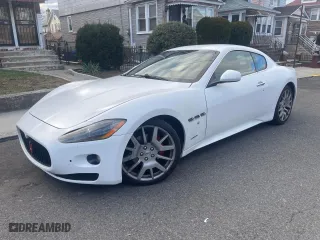 2009 Maserati GranTurismo with VIN ZAMGJ45A690043450, listed as a Copart auction lot 48422475 with 51,080 mi miles and Salvage Title. Bid and sale history available at carsss.com. Image 2.