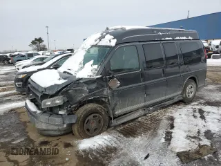 2004 GMC Savana Cargo Van YF7 Upfitter with VIN 1GDFG15T341158486, listed as a Copart auction lot 44568515 with 0 mi miles and Clean Title. Bid and sale history available at carsss.com. Image 1.