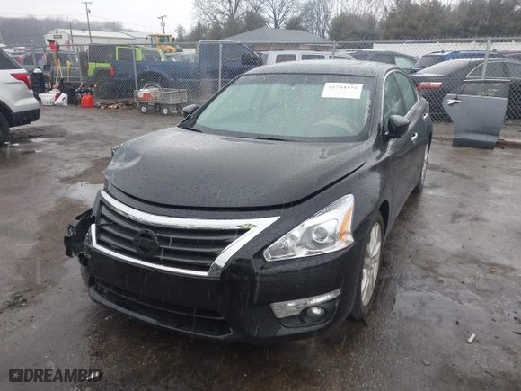 2013 Nissan Altima 3.5 SL with VIN 1N4BL3APXDC158501, listed as a IAAI auction lot 41744175 with 135,806 mi miles. Bid and sale history available at carsss.com. Image 17.