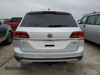 2018 Volkswagen Atlas SEL Premium z VIN 1V2NR2CA9JC572372, wystawiony jako Copart lot #58873865 z przebiegiem 77 006 mil mil oraz Nie do naprawy • Non repairable. Historia ofert i sprzedaży dostępna na DreamBid. Obrazek 6.