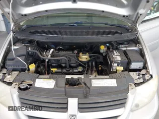2005 Dodge Caravan SXT with VIN 2D4GP44L65R335656, listed as a IAAI auction lot 42526728 with 322,176 mi miles and . Bid and sale history available at DreamBid. Image 10.
