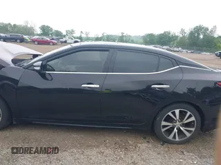 2016 Nissan Maxima Platinum with VIN 1N4AA6AP0GC903120, listed as a IAAI auction lot 42364799 with 166,505 mi miles and . Bid and sale history available at DreamBid. Image 15.