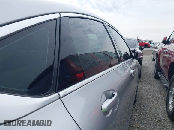 2016 Chevrolet Impala LT with VIN 2G1105SA1G9177978, listed as a IAAI auction lot 41259878 with 126,729 mi miles and . Bid and sale history available at DreamBid. Image 21.
