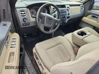 2010 Ford F-150 XL z VIN 1FTEX1E84AFD12780, wystawiony jako Copart lot #65169645 z przebiegiem 180 162 mil mil oraz Czysty tytuł • Clean title. Historia ofert i sprzedaży dostępna na DreamBid. Obrazek 8.