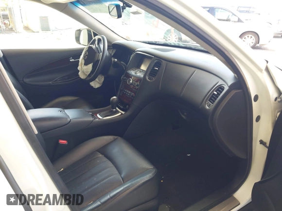 2016 Infiniti QX50 z VIN JN1BJ0RP1GM232229, wystawiony jako IAAI lot #42258329 z przebiegiem 78 011 mil mil oraz . Historia ofert i sprzedaży dostępna na DreamBid. Obrazek 5.