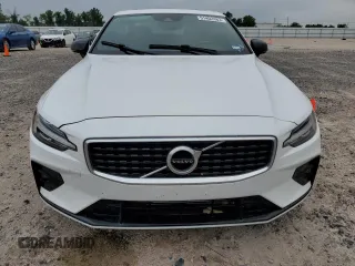 2020 Volvo S60 R-Design with VIN 7JR102FM8LG067596, listed as a Copart auction lot 51402483 with 49,417 mi miles. Bid and sale history available at carsss.com. Image 5.