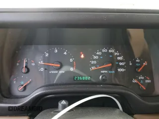 2002 Jeep Wrangler Sahara with VIN 1J4FA59S22P771136, listed as a Copart auction lot 51528665 with 236,882 mi miles and Salvage title. Bid and sale history available at DreamBid. Image 9.