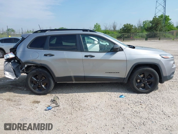2017 Jeep Cherokee Sport с VIN 1C4PJMAB2HW587863, выставлен на аукционе IAAI как лот 42463642 с пробегом 107 108 миль миль и . История ставок и продаж доступна на DreamBid. Изображение 13.