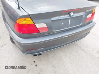 2003 BMW 3 Series 325Ci with VIN WBABS33483PG92670, listed as a IAAI auction lot 42090721 with 182,903 mi miles and . Bid and sale history available at DreamBid. Image 13.