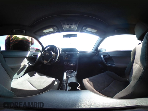 2012 Scion tC z VIN JTKJF5C79C3025063, wystawiony jako IAAI lot #41679076 z przebiegiem 153 272 mil mil oraz . Historia ofert i sprzedaży dostępna na DreamBid. Obrazek 18.