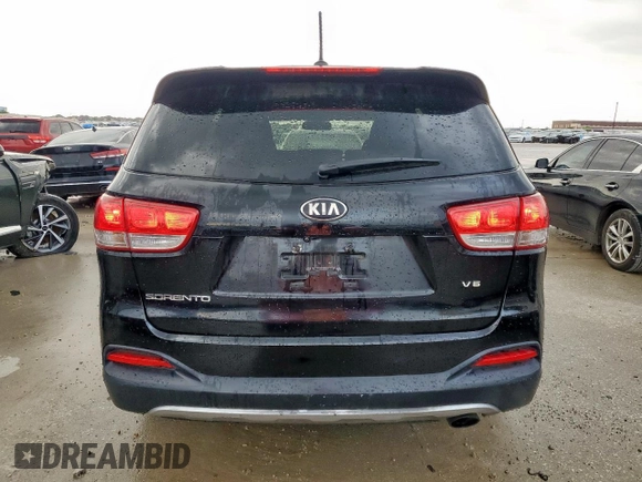 2016 Kia Sorento LX with VIN 5XYPG4A57GG111208, listed as a Copart auction lot 55537045 with 189,214 mi miles and Clean Title. Bid and sale history available at carsss.com. Image 6.