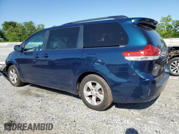 2011 Toyota Sienna LE AAS с VIN 5TDKK3DC9BS151475, выставлен на аукционе Copart как лот 54711715 с пробегом 179 100 миль миль и Списание • Salvage title. История ставок и продаж доступна на DreamBid. Изображение 2.