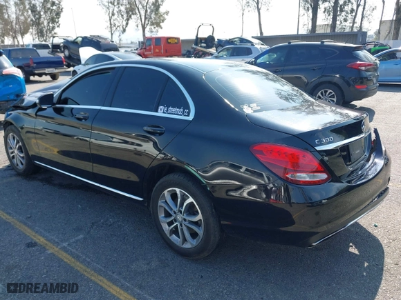 2015 Mercedes-Benz C-Class C 300 with VIN 55SWF4JB9FU058522, listed as a IAAI auction lot 41446546 with 1 mi miles. Bid and sale history available at carsss.com. Image 3.