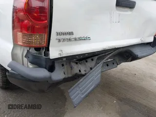 2015 Toyota Tacoma z VIN 5TFTX4CN6FX047623, wystawiony jako IAAI lot #42458260 z przebiegiem 224 496 mil mil oraz . Historia ofert i sprzedaży dostępna na DreamBid. Obrazek 6.