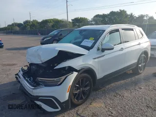 2024 Volkswagen Tiguan SE with VIN 3VV3B7AX3RM120298, listed as a IAAI auction lot 41862454 with Not provided miles and . Bid and sale history available at DreamBid. Image 17.