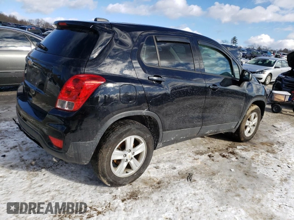 2021 Chevrolet Trax LS with VIN KL7CJNSB8MB334645, listed as a Copart auction lot 42626385 with 69,959 mi miles and Salvage Title. Bid and sale history available at carsss.com. Image 3.