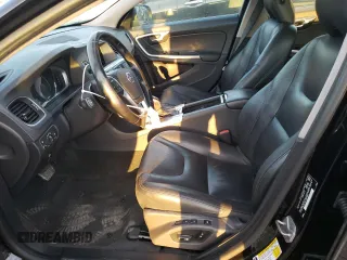2015 Volvo V60 z VIN YV1612SD6F1213017, wystawiony jako Copart lot #78162364 z przebiegiem 140 942 mil mil oraz Szkoda całkowita • Salvage title. Historia ofert i sprzedaży dostępna na DreamBid. Obrazek 7.