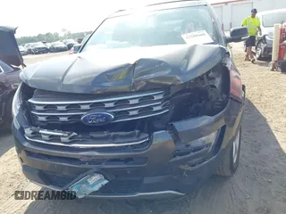 2017 Ford Explorer XLT z VIN 1FM5K8D89HGC44162, wystawiony jako IAAI lot #42158660 z przebiegiem 121 078 mil mil oraz . Historia ofert i sprzedaży dostępna na DreamBid. Obrazek 12.