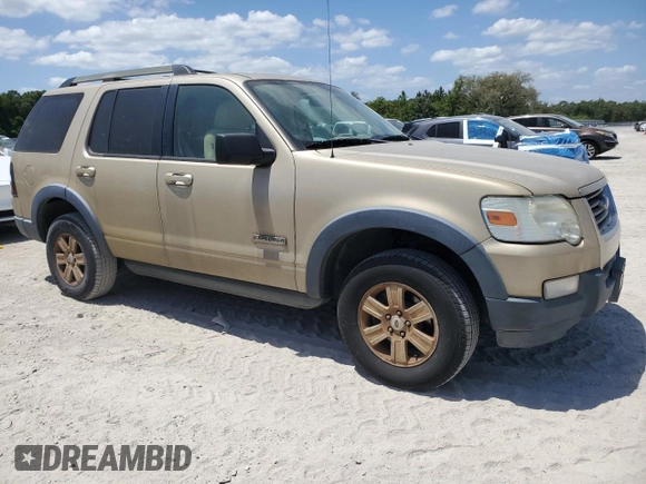 2007 Ford Explorer XLT z VIN 1FMEU63E57UA67552, wystawiony jako Copart lot #55170325 z przebiegiem 158 822 mil mil oraz Czysty tytuł • Clean title. Historia ofert i sprzedaży dostępna na DreamBid. Obrazek 4.