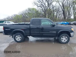 2000 Toyota Tundra Limited with VIN 5TBBT481XYS093180, listed as a IAAI auction lot 41949428 with 317,841 mi miles and . Bid and sale history available at DreamBid. Image 13.