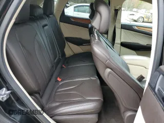 2015 Lincoln MKC z VIN 5LMTJ2AH6FUJ14928, wystawiony jako Copart lot #51453185 z przebiegiem 80 852 mil mil oraz Szkody całkowita. Historia ofert i sprzedaży dostępna na DreamBid. Obrazek 10.