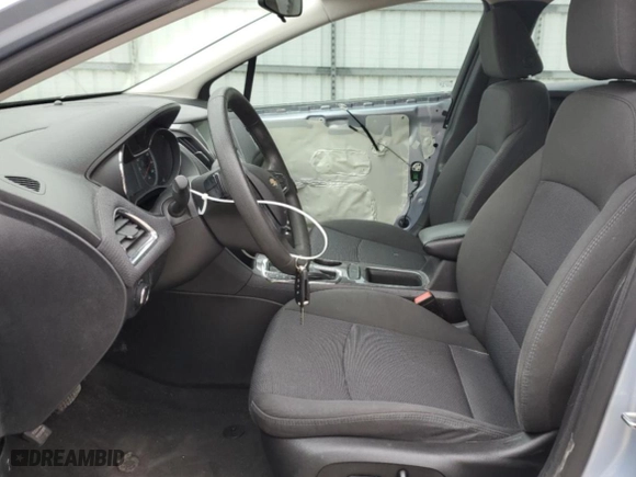 2018 Chevrolet Cruze LT with VIN 1G1BE5SM9J7119058, listed as a Copart auction lot 48553795 with 120,468 mi miles and Salvage Title. Bid and sale history available at carsss.com. Image 7.