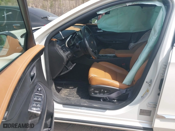 2014 Chevrolet Impala LTZ with VIN 2G1145SL6E9212081, listed as a IAAI auction lot 41910763 with 107,096 mi miles. Bid and sale history available at carsss.com. Image 5.