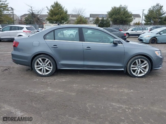 2016 Volkswagen Jetta Sedan 1.4T SE w/Connectivity with VIN 3VWD67AJ0GM255333, listed as a IAAI auction lot 41533835 with 53,277 mi miles. Bid and sale history available at carsss.com. Image 12.