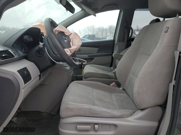 2014 Honda Odyssey LX with VIN 5FNRL5H26EB119925, listed as a Copart auction lot 45383145 with 178,620 mi miles and Salvage Title. Bid and sale history available at carsss.com. Image 7.