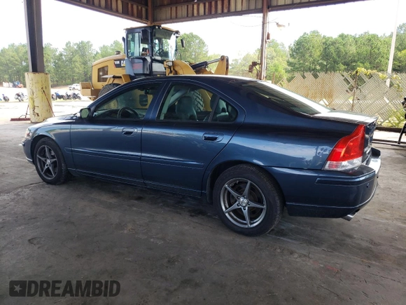 2008 Volvo S60 2.5T with VIN YV1RS592482684015, listed as a Copart auction lot 65838843 with 97,823 mi miles and Clean Title. Bid and sale history available at carsss.com. Image 2.