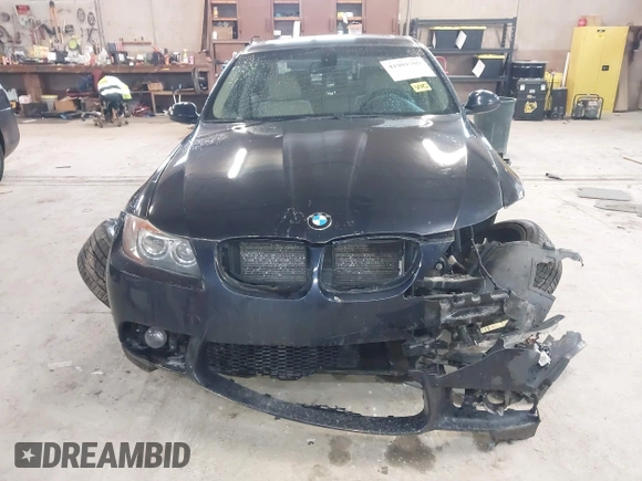 2006 BMW 3 Series 325i with VIN WBAVB13546KX50248, listed as a IAAI auction lot 41901709 with 167,423 mi miles. Bid and sale history available at carsss.com. Image 6.