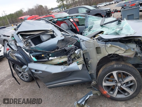 2019 Hyundai Kona Limited with VIN KM8K33A53KU246138, listed as a IAAI auction lot 41752674 with 154,670 mi miles. Bid and sale history available at carsss.com. Image 17.