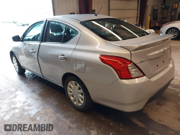2016 Nissan Versa S with VIN 3N1CN7APXGL842525, listed as a IAAI auction lot 41945982 with 124,902 mi miles. Bid and sale history available at carsss.com. Image 3.