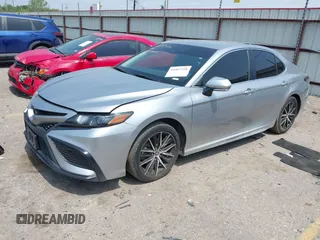 2023 Toyota Camry SE with VIN 4T1G11AK3PU723826, listed as a IAAI auction lot 41903358 with 74,095 mi miles. Bid and sale history available at carsss.com. Image 2.